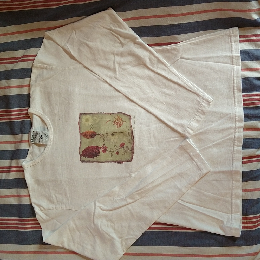 Large, White fall graphic Columbia long sleeve , crew neck  t- shirt.